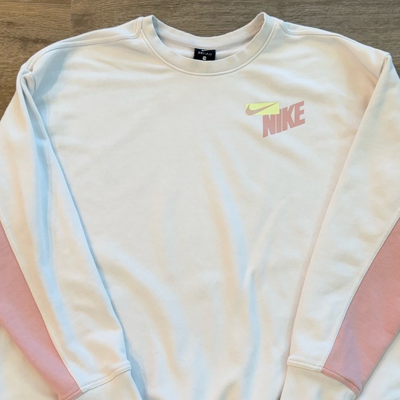 Nike Colorblock Plus Size Womens Crewneck Sweatshirt Retro 90s Style - Picture 2 of 13